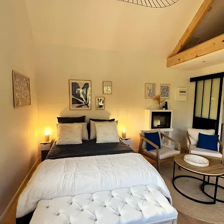 Semesterbostad Jolie Dependance A 15 Minutes Du Circuit *