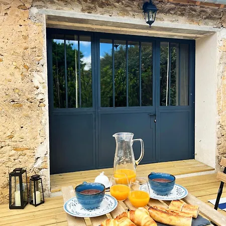 Jolie Dependance A 15 Minutes Du Circuit * Saint-Biez-en-Belin