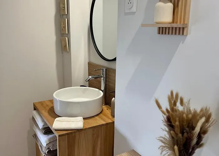 Jolie Dépendance à 15 Minutes Du Circuit * Saint-Biez-en-Belin