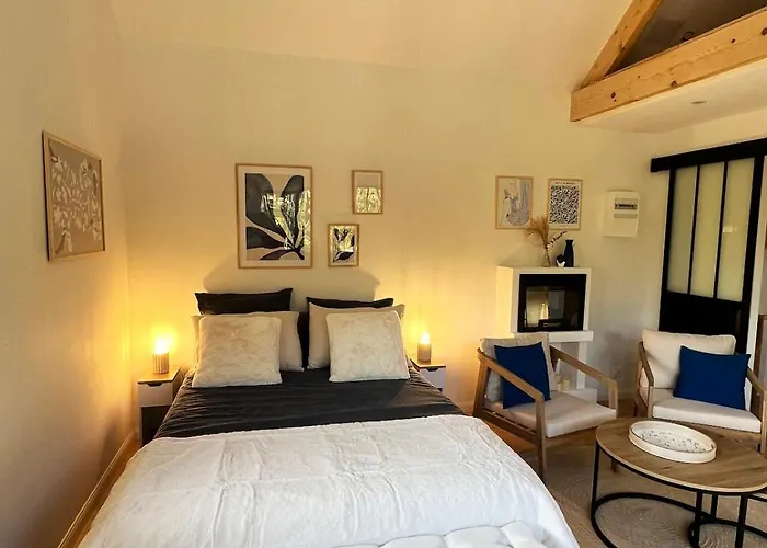 Holiday home Jolie Dependance A 15 Minutes Du Circuit *