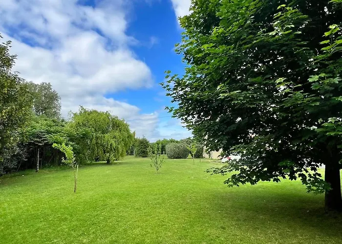 Hébergement de vacances Jolie Dépendance à 15 Minutes Du Circuit Saint-Biez-en-Belin