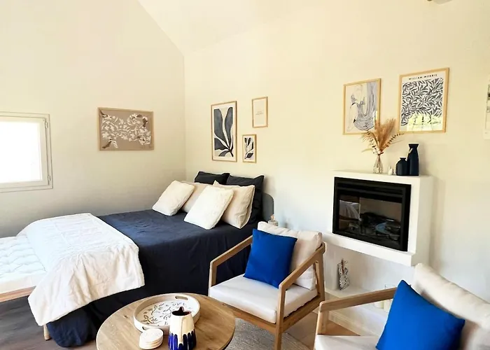 Holiday home Jolie Dependance A 15 Minutes Du Circuit